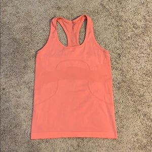 Lululemon size 6 swiftly tech razorback tank top!!
